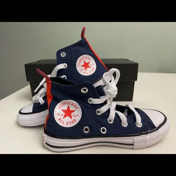 CONVERSE Chuck Taylor All Star High Top Sneaker 1M - Picture 3 of 9